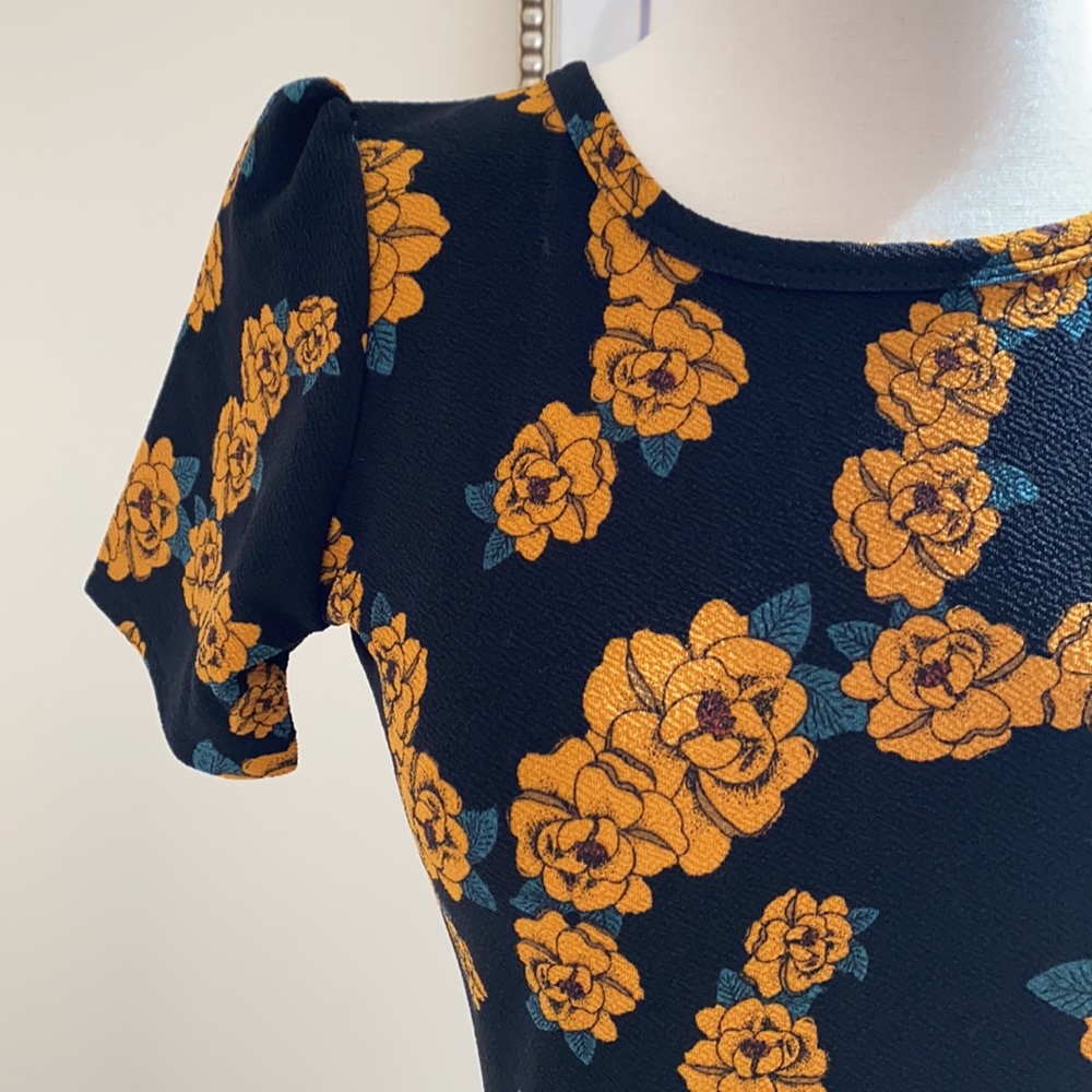 • Lularoe Amelia Dress •
